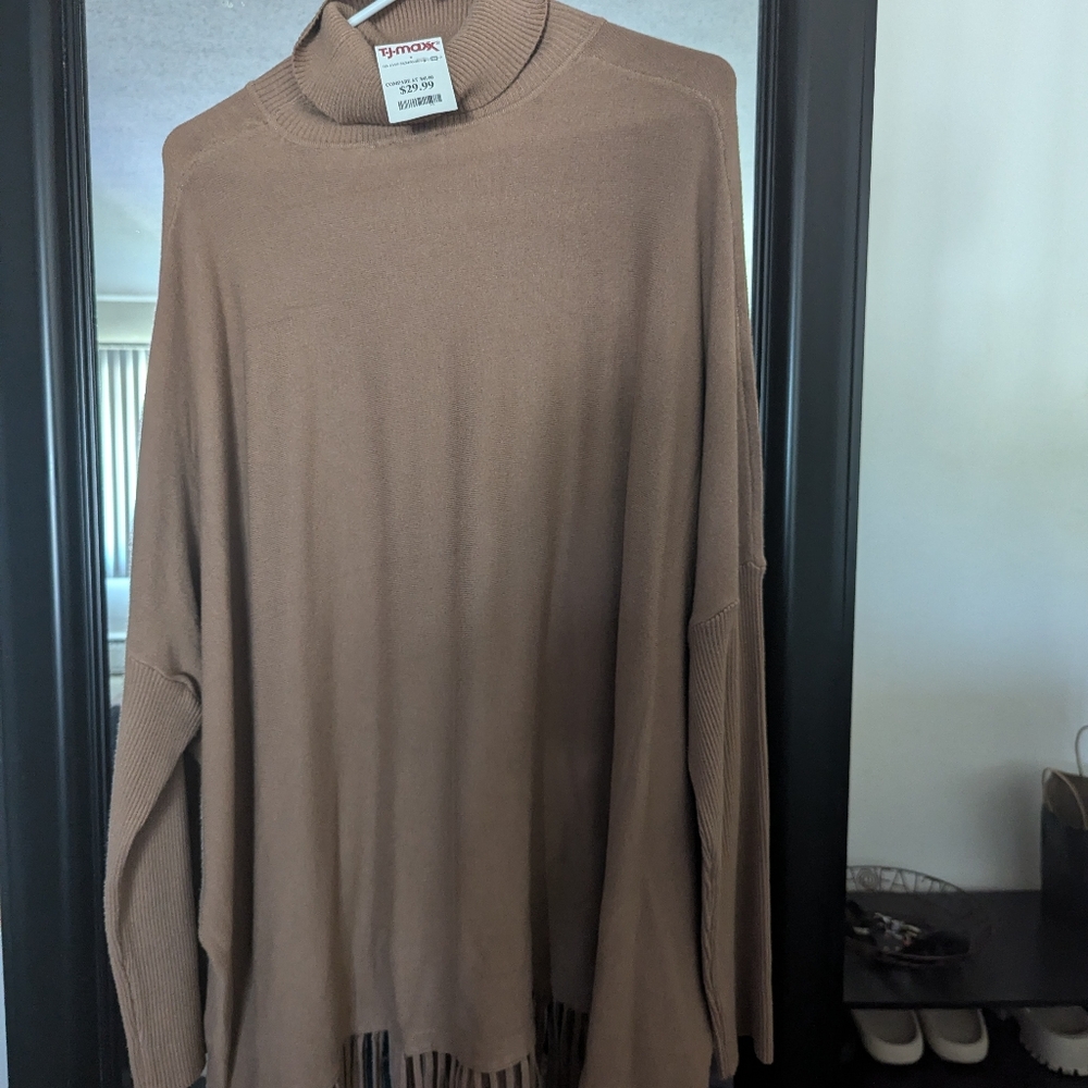Sweater - Picture 2 of 4
